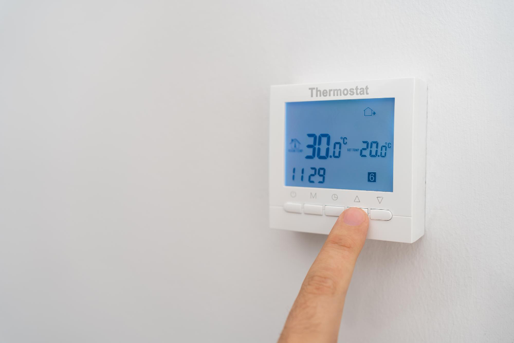 Thermostat Programming Tips to Save Money and Energy