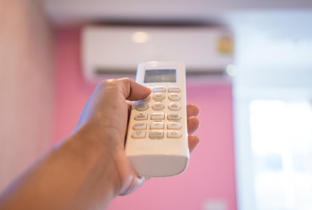 Is It Cheaper to Leave Your AC On All Day in Orlando?